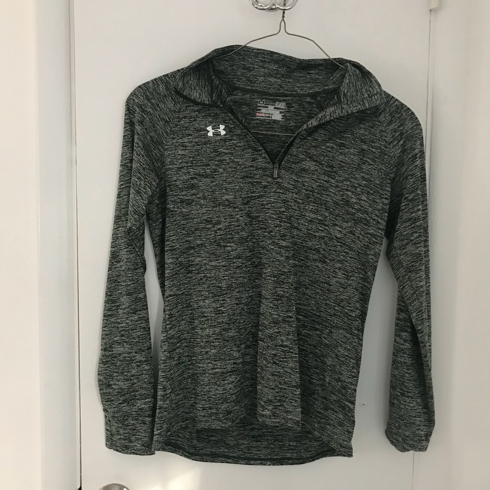 Under Armour Lightweight Top - image 1